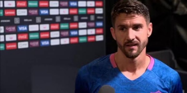 弗鲁米嫩塞前锋：国米是欧冠亚军，但他们并没有比我们多一个蛋蛋