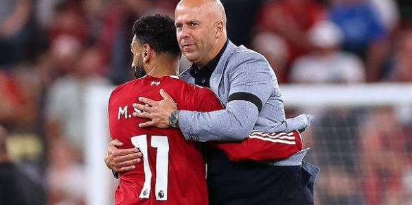 萨拉赫重返利物浦首发内幕揭秘！斯洛特权衡利弊，多方支持力保红军核心归队